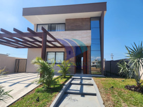 Casa com 4 Quartos à Venda, 252 m² em Ogivaalphaville - Cabo Frio