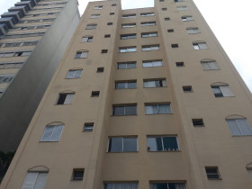 Apartamento com 2 Quartos à Venda, 80 m² em Vila Uberabinha - São Paulo