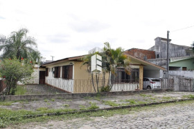 Casa com 4 Quartos à Venda, 120 m² em Patronato - Santa Maria