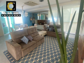 Apartamento com 3 Quartos à Venda, 244 m² em Gonzaga - Santos