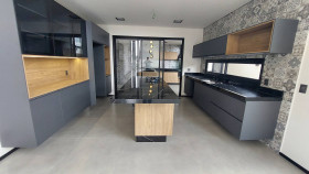 Casa com 3 Quartos à Venda, 175 m² em Condomínio Residencial Floresta - São José Dos Campos