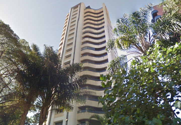 Imagem de fundo do condomínio Condomínio Le Blanc - Moema - São Paulo - SP