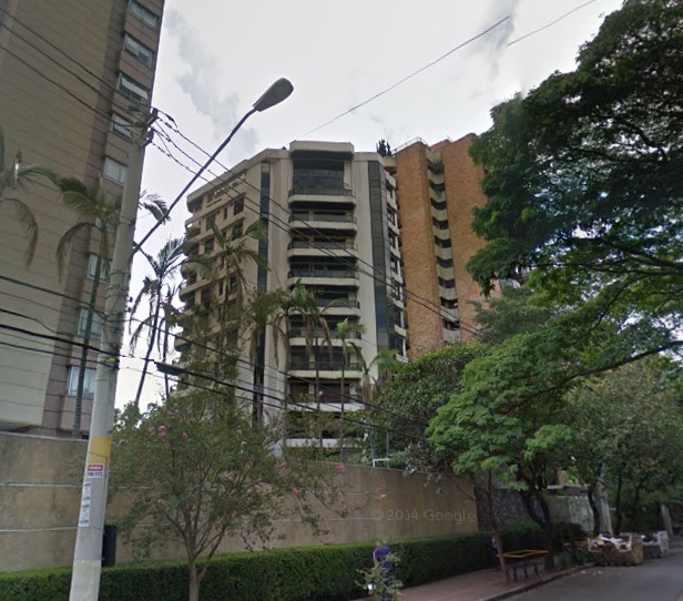 Imagem de fundo do condomínio Condomínio Maison Saint - Laurent Vila Nova Conceição - São Paulo - SP