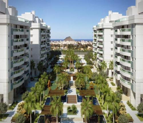 Imagem de fundo do condomínio Condomínio Máximo Recreio Resort - Recreio Dos Bandeirantes - Rio De Janeiro - RJ