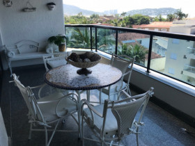 Apartamento com 3 Quartos à Venda, 200 m² em Enseada - Guarujá