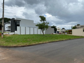 Terreno à Venda, 430 m² em Condomínio Del Fiori - Caldas Novas