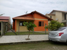 Casa com 2 Quartos à Venda, 90 m² em Capão Novo - Capão da Canoa