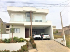 Casa com 3 Quartos à Venda, 250 m² em Swiss Park - Campinas