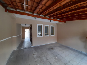 Casa com 2 Quartos à Venda, 120 m² em Parque Planalto - Santa Bárbara D'Oeste