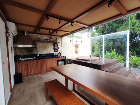 Casa de Condomínio com 4 Quartos à Venda, 232 m² em Riviera - Bertioga