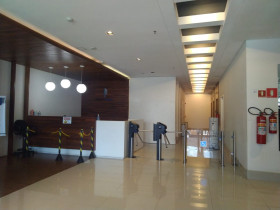 Sala Comercial à Venda ou Locação, 35 m² em Centro - Osasco