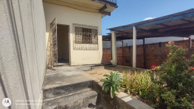Casa com 6 Quartos à Venda, 240 m²em São José Operário - Manaus