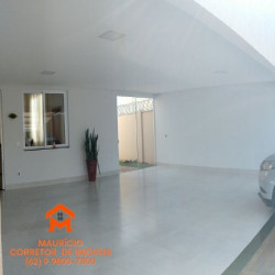 Casa com 3 Quartos à Venda, 275 m²em Santa Genoveva - Goiânia