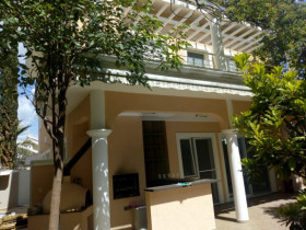 Casa de Condomínio com 4 Quartos à Venda, 230 m² em Parque dos Resedás - Campinas