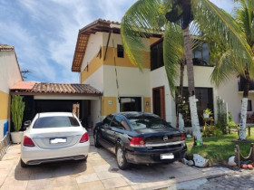 Casa de Condomínio com 4 Quartos à Venda,  em Buraquinho - Lauro de Freitas