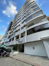 Apartamento com 3 Quartos à Venda, 130 m² em Meia Praia - Itapema