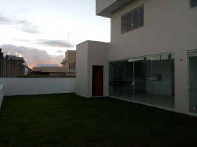 Casa de Condomínio com 3 Quartos à Venda, 278 m² em Nossa Senhora Das Graças - Santo Antônio De Jesus
