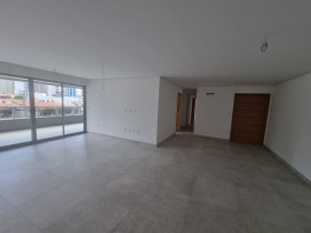 Apartamento com 4 Quartos à Venda, 223 m² em Brisamar - João Pessoa