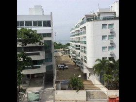 Cobertura com 4 Quartos à Venda, 340 m² em Barra da Tijuca - Rio de Janeiro