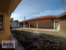 Casa com 3 Quartos à Venda,  em Suarão - Itanhaém