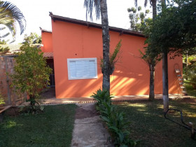 Chácara à Venda, 153 m² em Recanto dos Dourados - Campinas