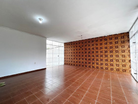 Casa com 3 Quartos à Venda, 227 m² em Barro Vermelho - Natal/RN