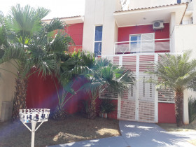 Sobrado com 2 Quartos à Venda, 320 m² em Jardim Botânico - Ribeirão Preto