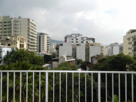 Apartamento com 2 Quartos à Venda,  em Botafogo - Rio de Janeiro