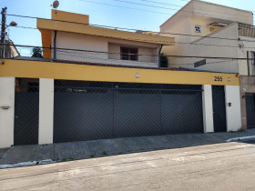 Sobrado com 4 Quartos à Venda, 266 m² em Jardim Jabaquara - São Paulo