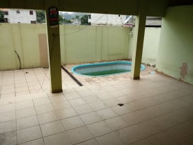 Casa com 2 Quartos à Venda, 569 m² em Senador Vasconcelos - Rio de Janeiro
