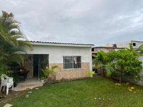 Casa com 3 Quartos para Alugar, 140 m² em Piedade - Jaboatão dos Guararapes