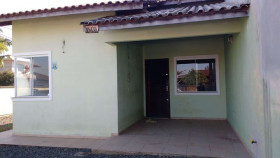 Casa com 2 Quartos à Venda, 60 m² em Espinheiros - Joinville