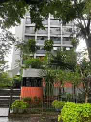 Consultório à Venda ou Locação, 54 m² em Pinheiros - São Paulo