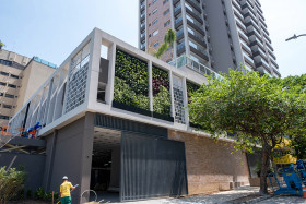 Apartamento com 3 Quartos à Venda, 102 m² em Jardim das Acácias - São Paulo