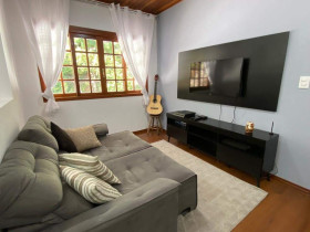 Apartamento com 2 Quartos à Venda, 55 m² em Floresta Negra - Campos do Jordão