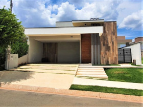 Casa com 3 Quartos à Venda, 205 m² em Swiss Park - Campinas