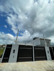 Casa com 2 Quartos à Venda, 73 m² em Balneário dos Golfinhos - Caraguatatuba