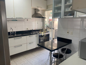 Apartamento com 3 Quartos à Venda, 130 m² em Vila Clementino - São Paulo