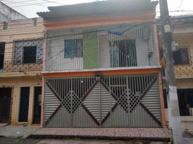 Casa com 4 Quartos à Venda, 216 m² em Curió-Utinga - Belém