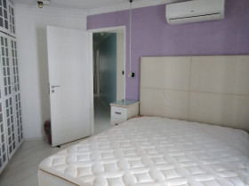 Apartamento com 3 Quartos para Alugar, 160 m² em Consolação - São Paulo