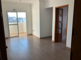 Apartamento com 2 Quartos à Venda, 61 m² em Guilhermina - Praia Grande
