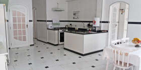 Casa com 3 Quartos à Venda, 312 m² em Pqe Santa Teresa - Santa Isabel