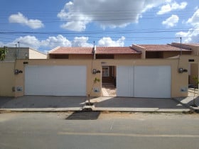 Casa com 2 Quartos à Venda, 100 m² em Mucunã - Maracanaú