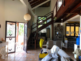 Casa com 3 Quartos à Venda, 320 m² em Centro - Ubatuba