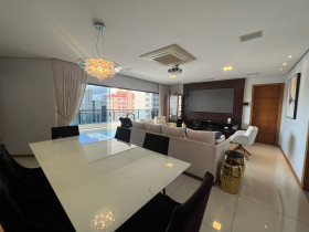 Apartamento com 4 Quartos à Venda, 260 m² em Umarizal - Belém