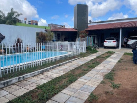 Casa com 4 Quartos à Venda,  em Capim Macio - Natal