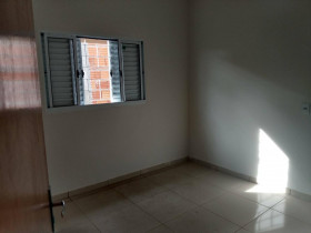 Casa com 2 Quartos à Venda, 60 m² em Loteamento Prefeito Dr. Lúcio Machado - Ituverava