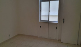 Apartamento com 1 Quarto para Alugar, 30 m² em Leme - Rio de Janeiro