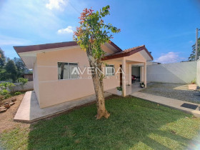 Casa com 3 Quartos à Venda, 135 m²em Roseira - Campina Grande do Sul