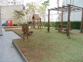 Apartamento com 2 Quartos para Alugar, 69 m² em Vila Moinho Velho - São Paulo